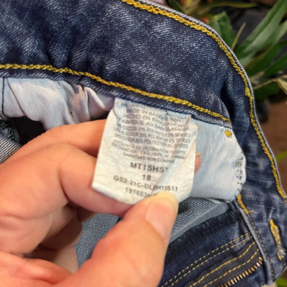Like new Wrangler Stylish Blue Denim Jeans - Picture 8 of 9